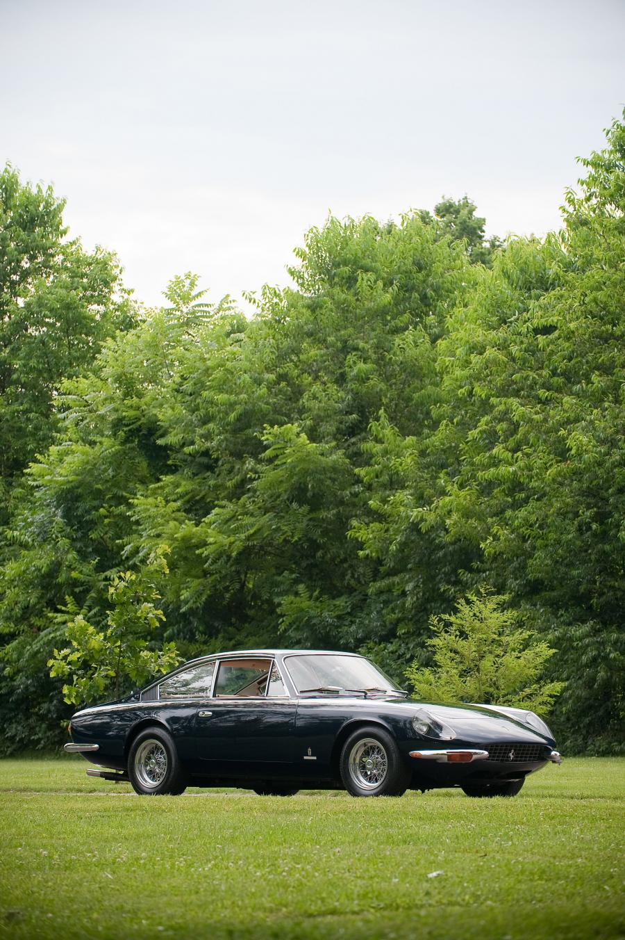 Ferrari 365 GT 2+2 1969 года  (фото 2 из 19)